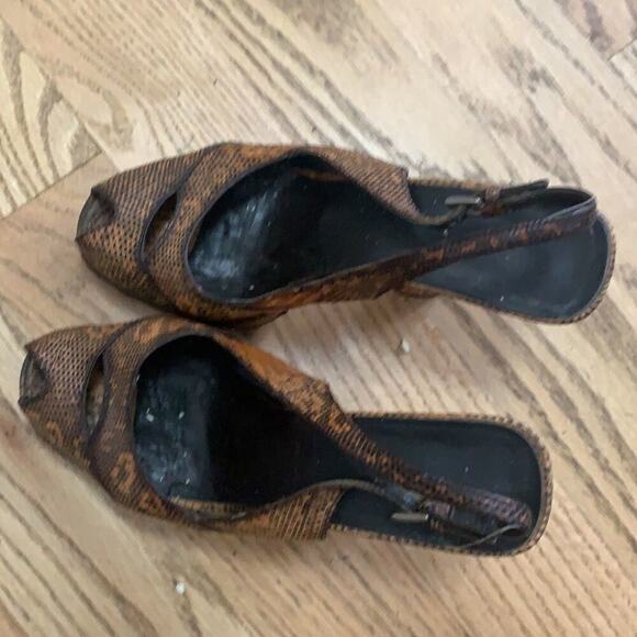 PRADA SNAKESKIN LEATHER PLATFORM SLINGBACK SANDALS SIZE 37 1/2 - Picture 6 of 8